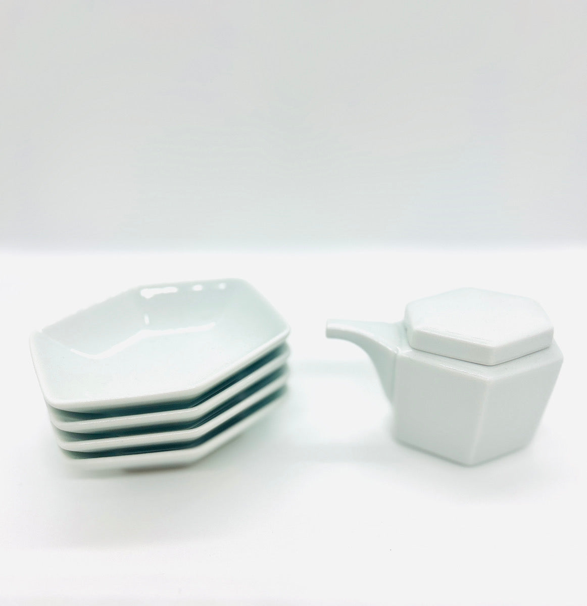 "KIKKOU" Soy Sauce Dispenser & Dish Set - キッコウ醤油さし＆小皿セット