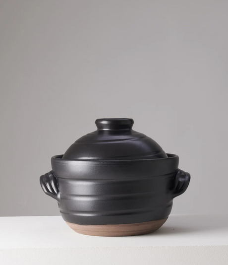 Rice Pot Made of Petalite -大黒ご飯鍋-